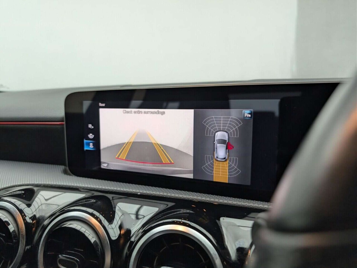 Used Mercedes-Benz A-Class 2018 for sale - 77714451: Photo 16