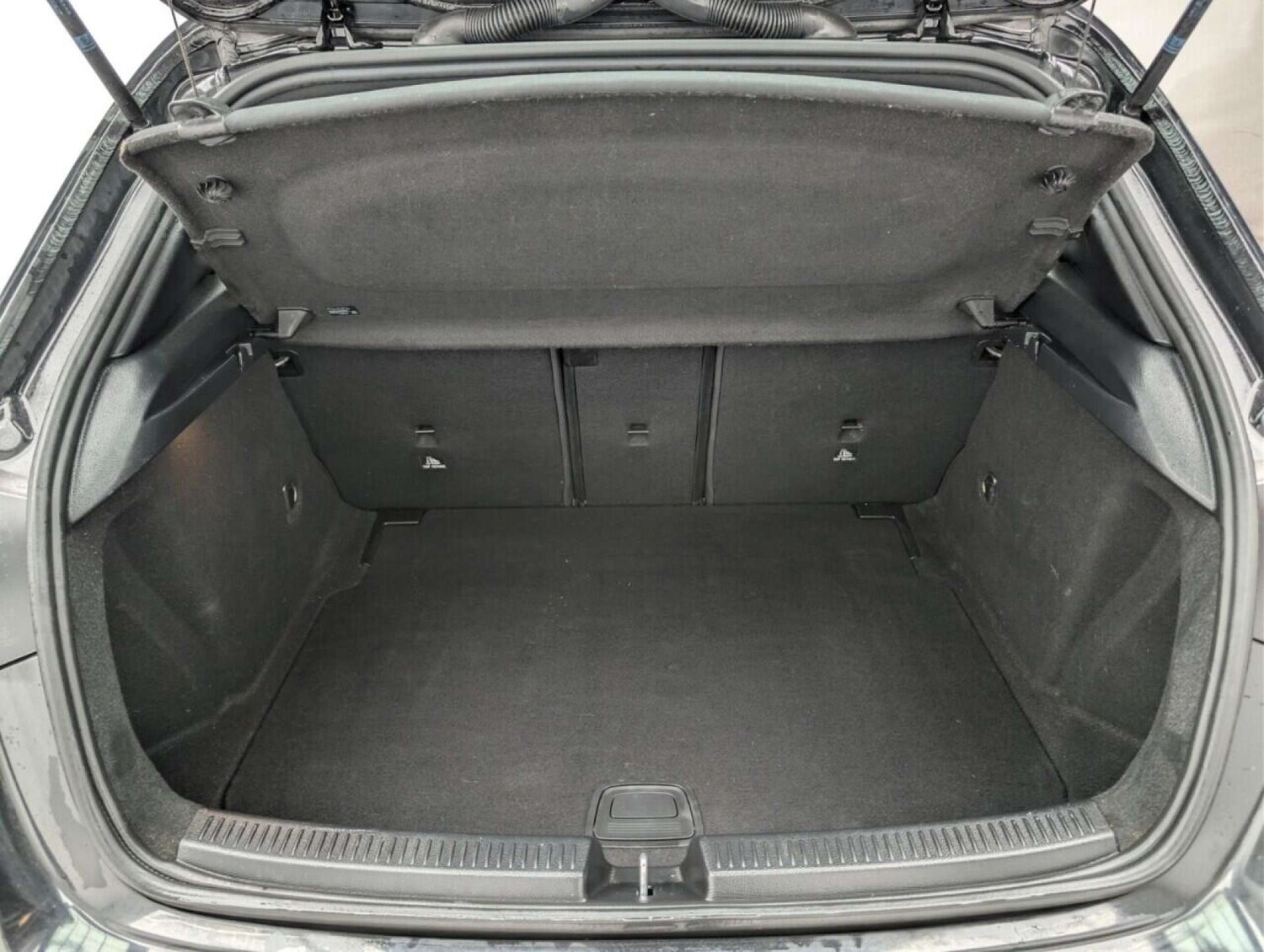 Used Mercedes-Benz A-Class 2018 for sale - 77714451: Photo 27