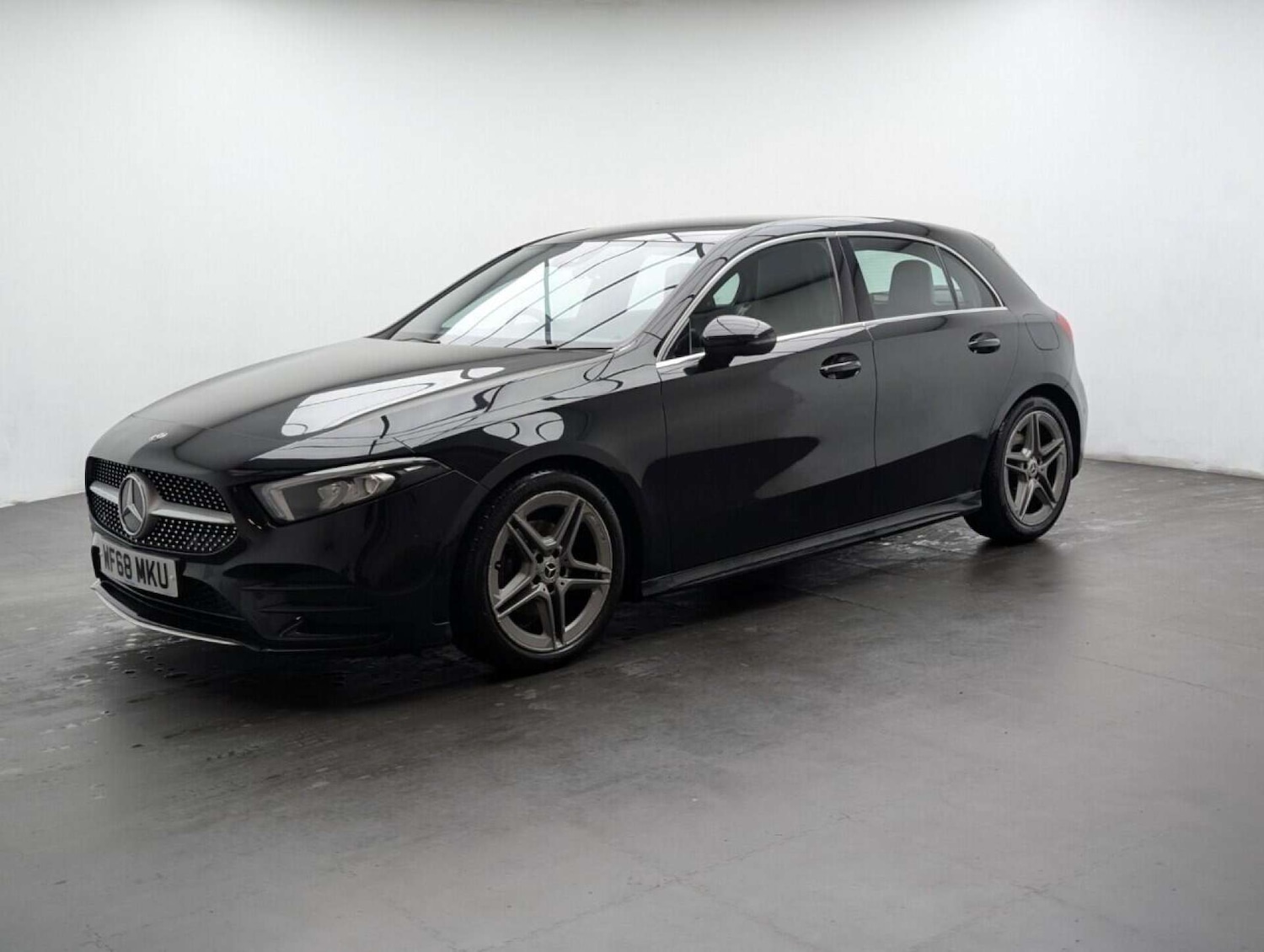 Used Mercedes-Benz A-Class 2018 for sale - 77714451: Photo 4