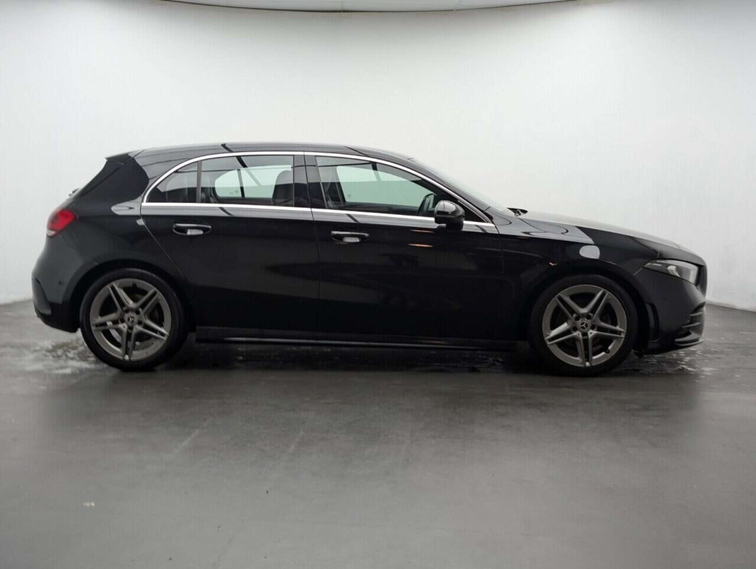 Used Mercedes-Benz A-Class 2018 for sale - 77714451: Photo 9