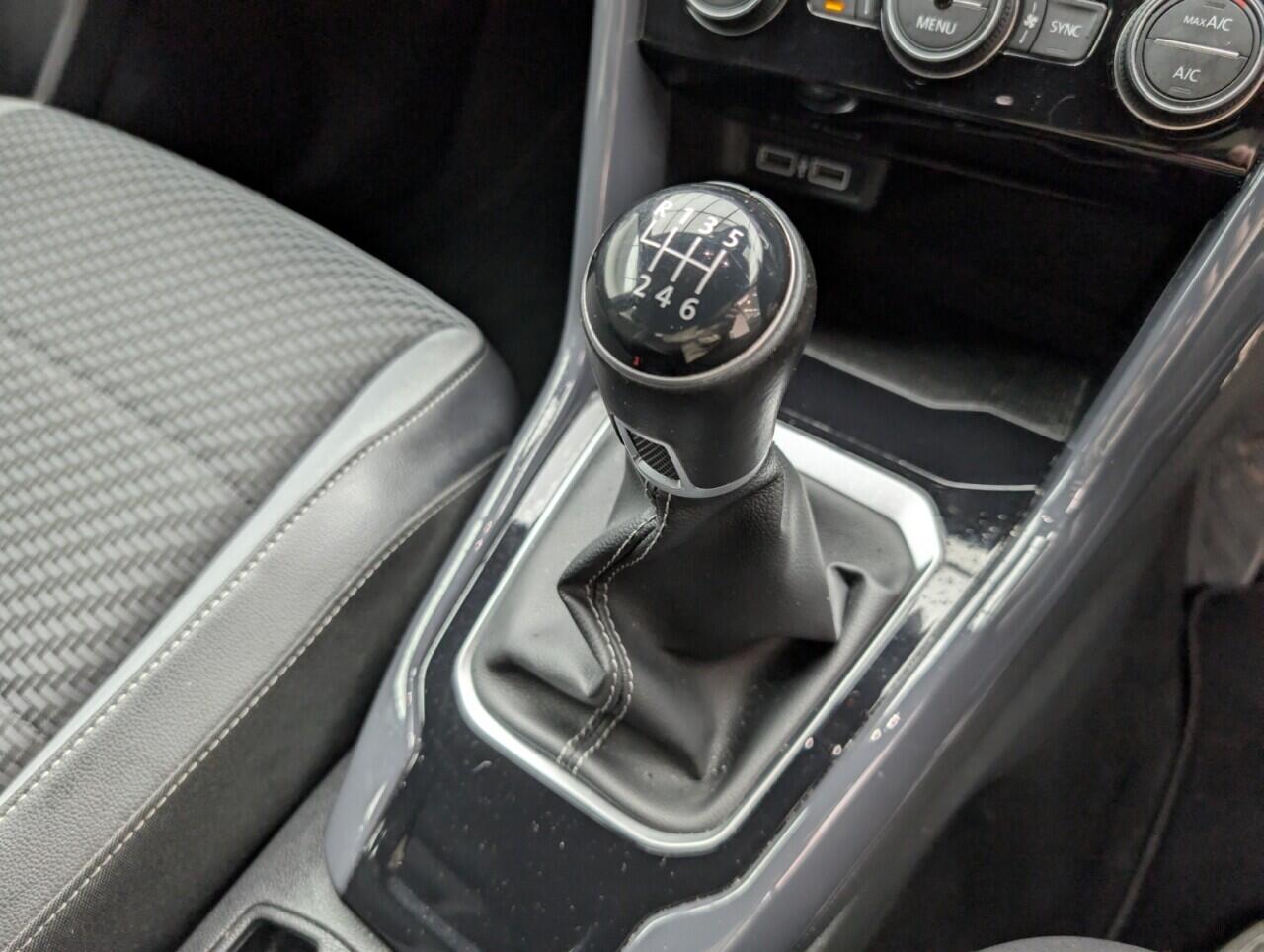 Used Volkswagen T-Roc 2020 for sale - 76423782: Photo 17