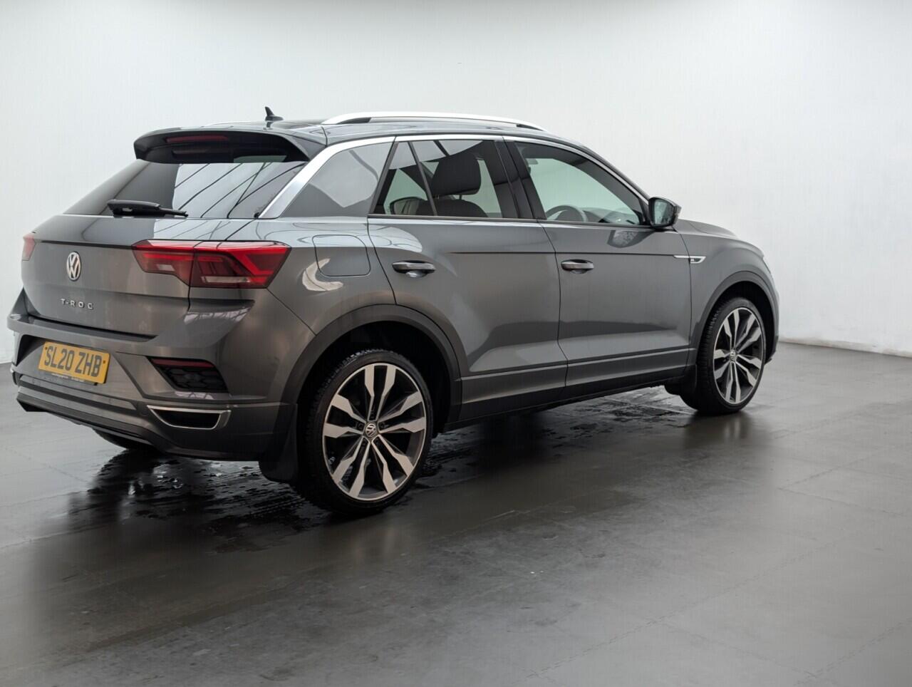 Used Volkswagen T-Roc 2020 for sale - 76423782: Photo 8
