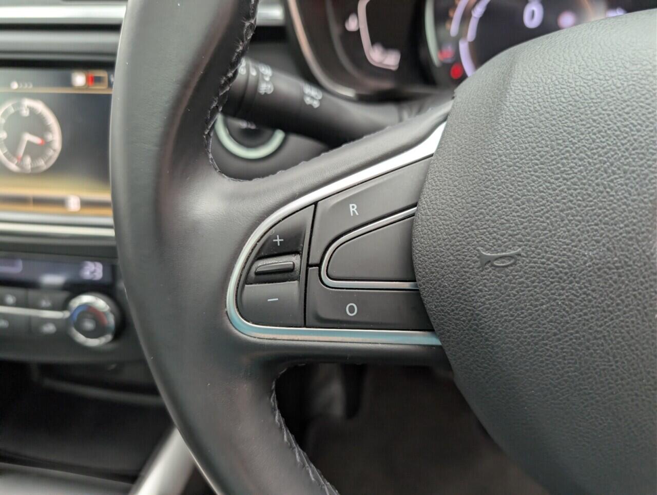 Used Renault Kadjar 2018 for sale - 76657254: Photo 18