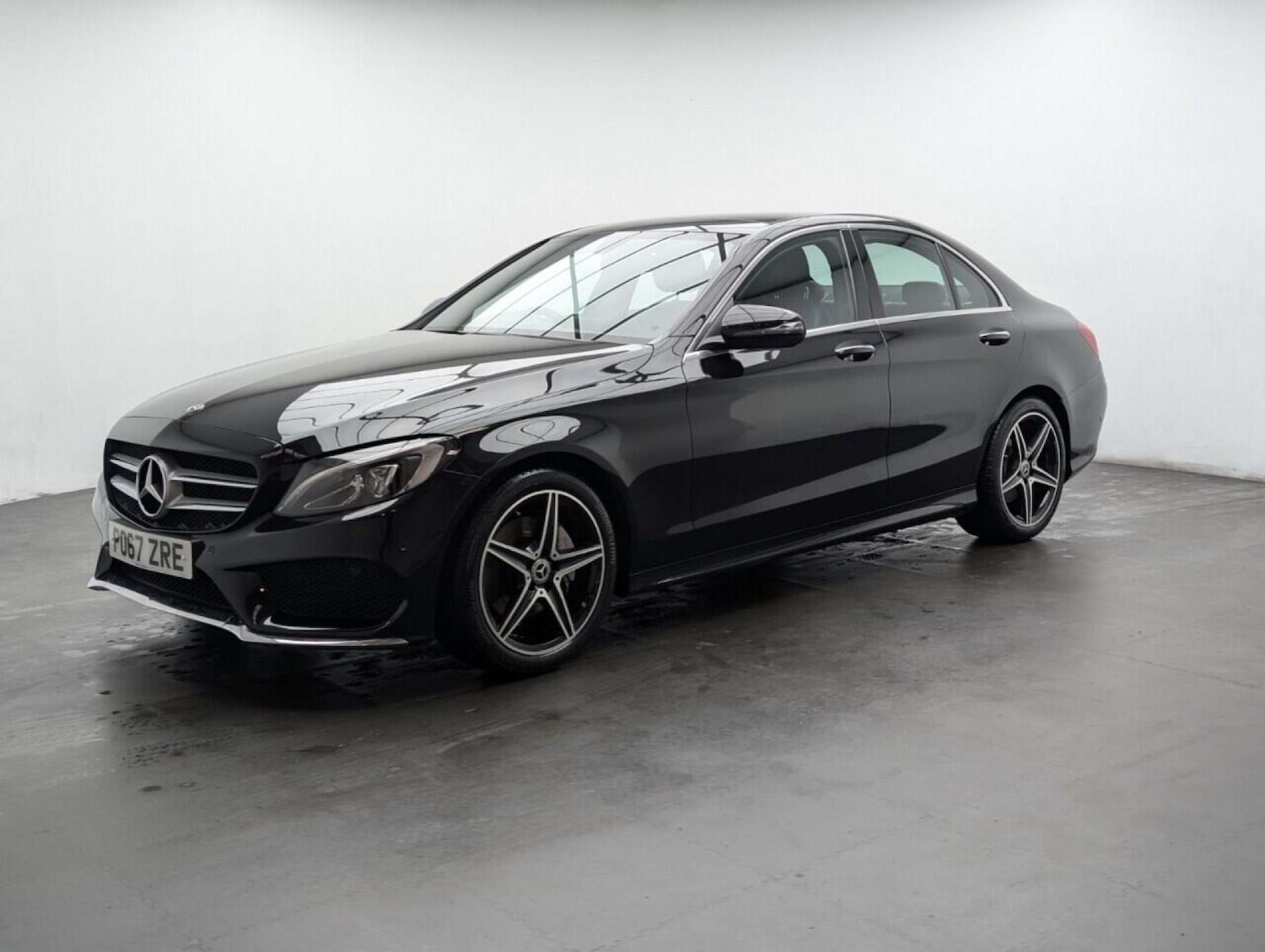 Used Mercedes-Benz C Class 2017 for sale - 77713507: Photo 4