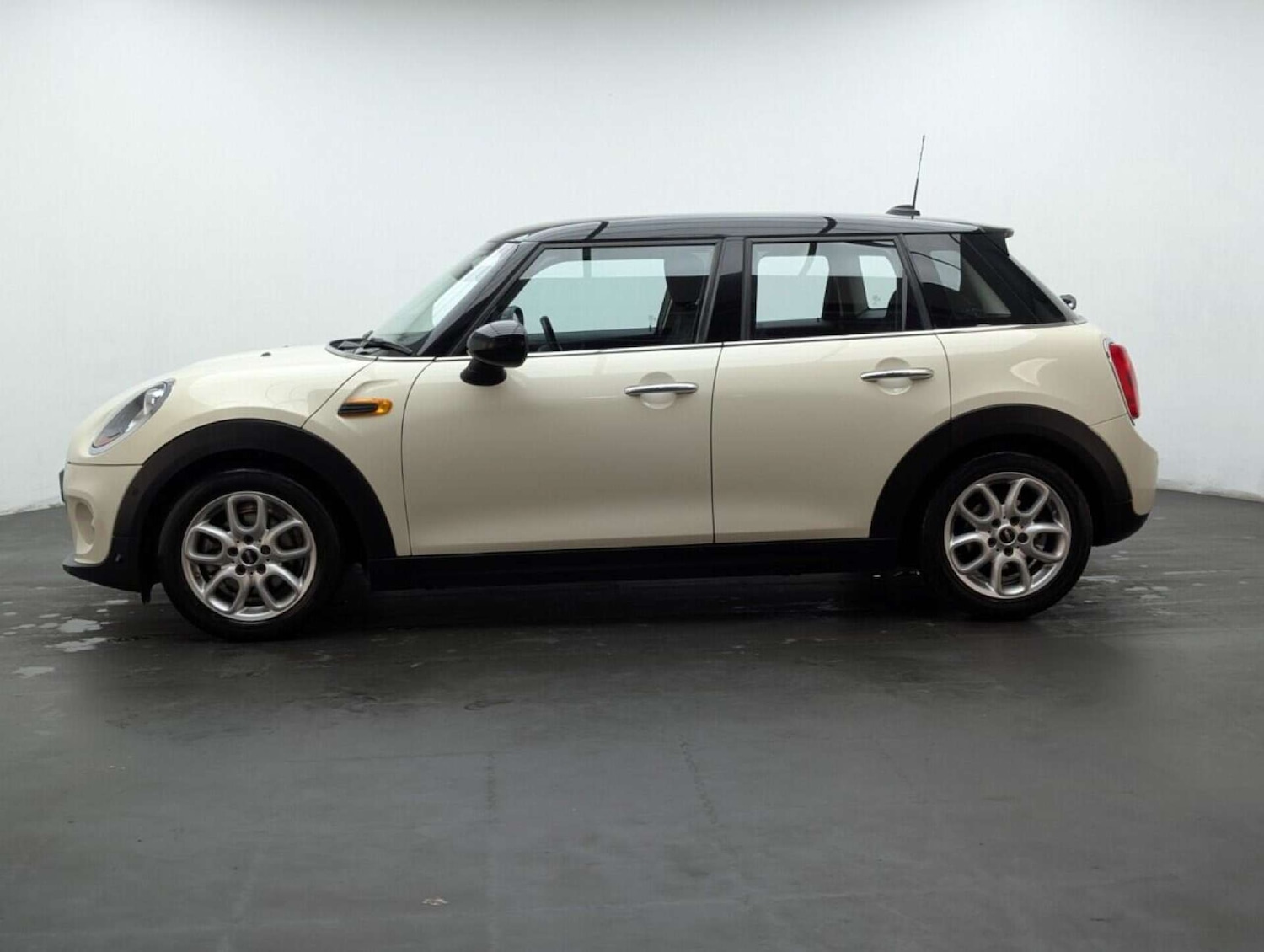 Used MINI Hatch 2016 for sale - 77713257: Photo 5