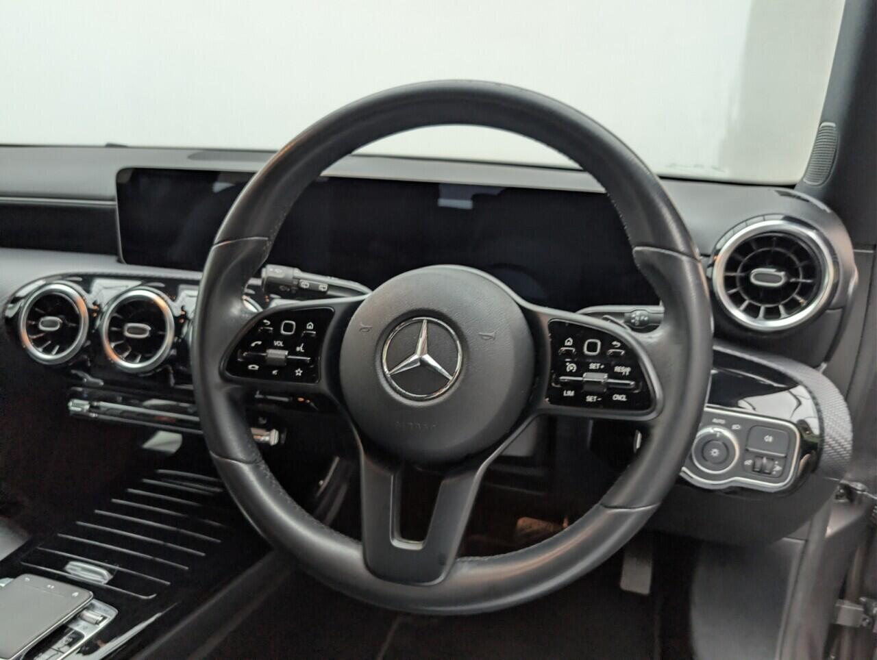 Used Mercedes-Benz A-Class 2018 for sale - 77441436: Photo 24