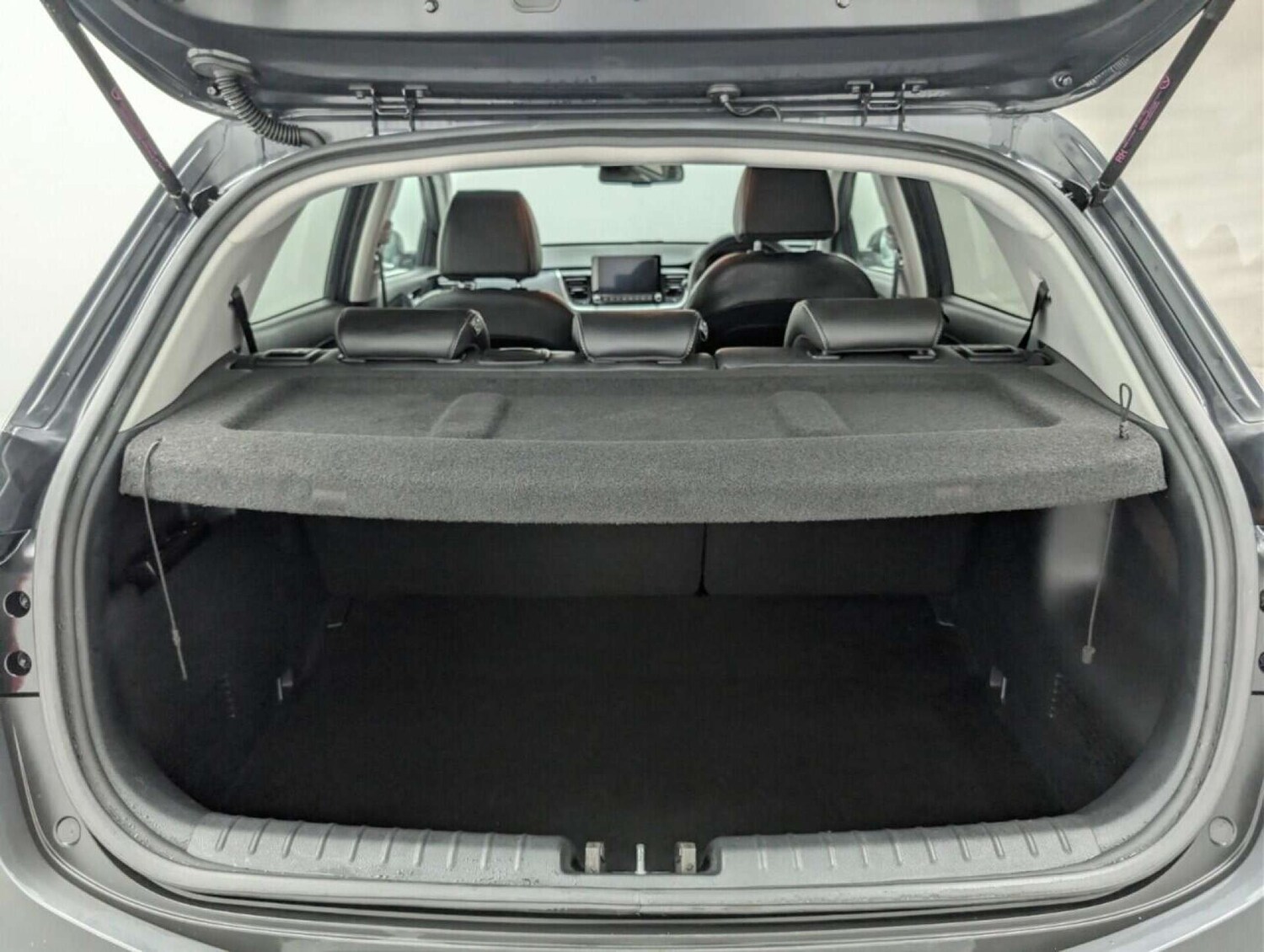 Used Kia Stonic 2022 for sale - 77714001: Photo 24