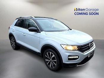 Used Volkswagen T-Roc 2019 for sale - 77358607: Photo