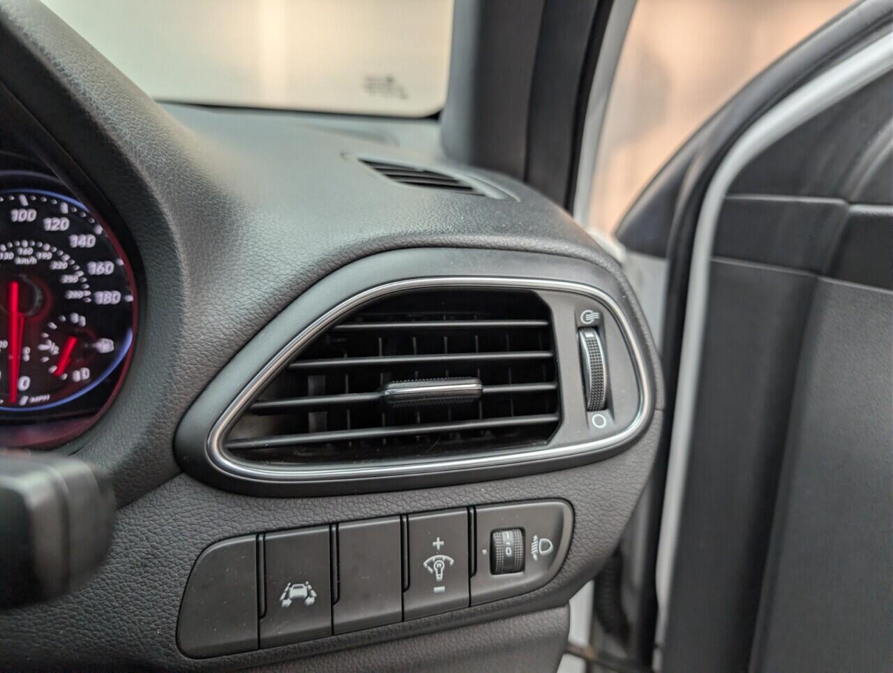 Used Hyundai i30 2019 for sale - 76965534: Photo 21