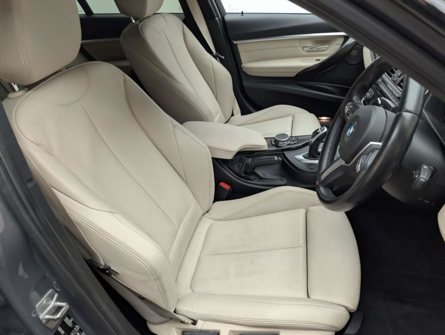 Used BMW 3 Series 2016 for sale - 77713552: Photo 11