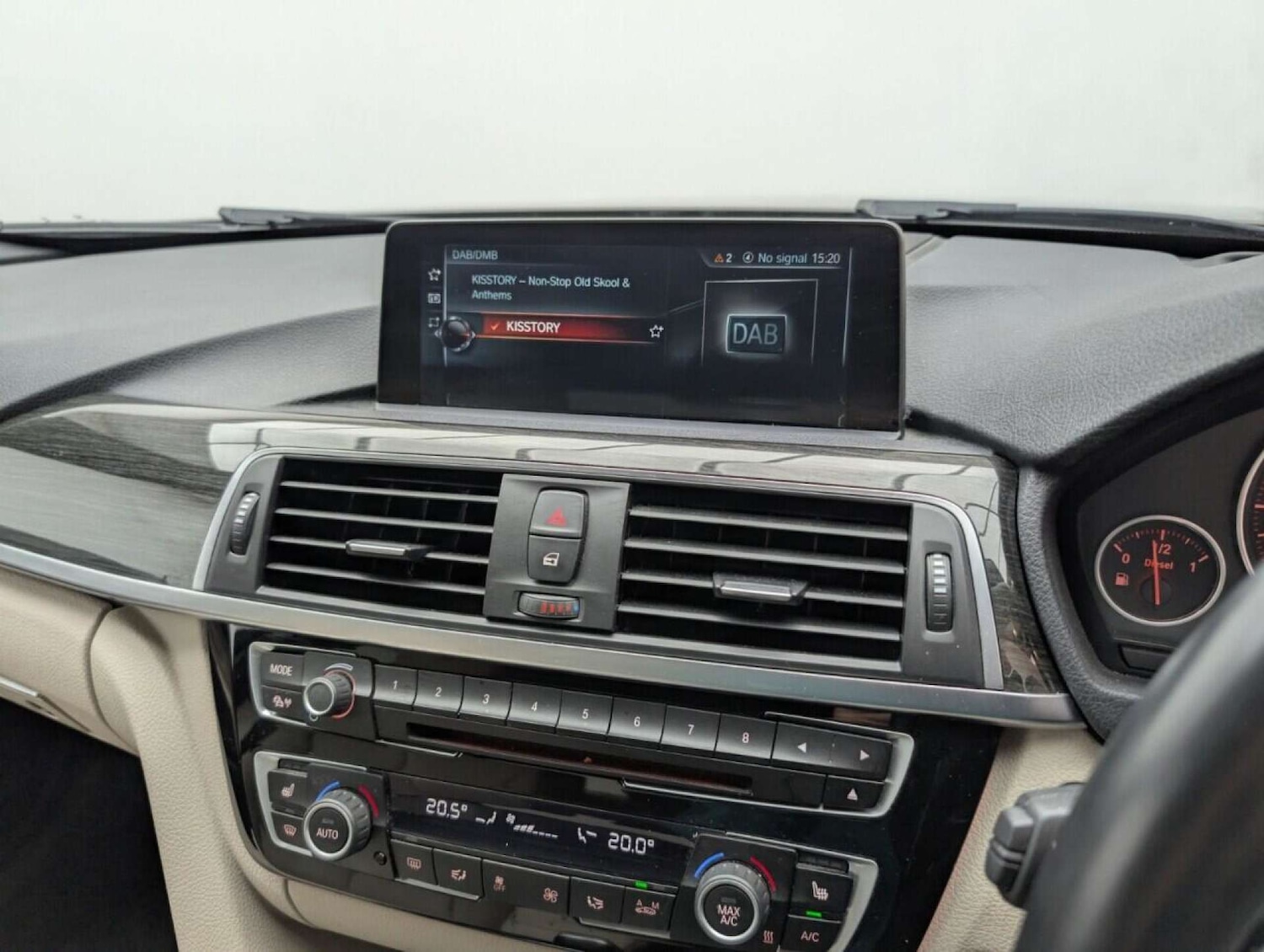 Used BMW 3 Series 2016 for sale - 77713552: Photo 12