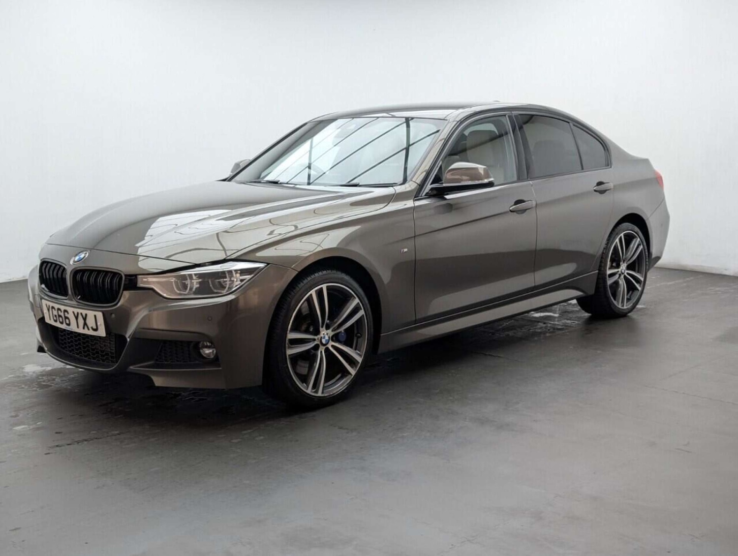 Used BMW 3 Series 2016 for sale - 77713552: Photo 4