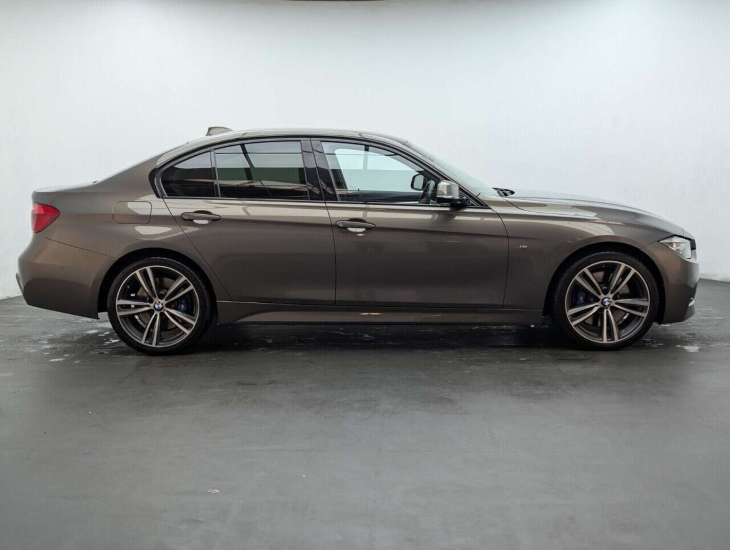 Used BMW 3 Series 2016 for sale - 77713552: Photo 9