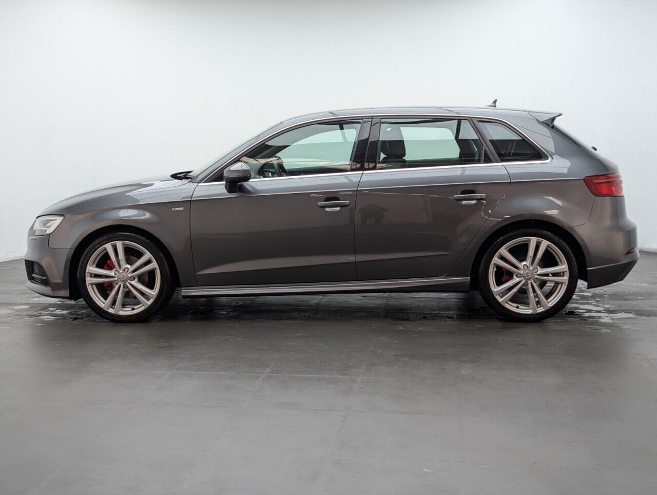 Used Audi A3 2017 for sale - 76780821: Photo 5