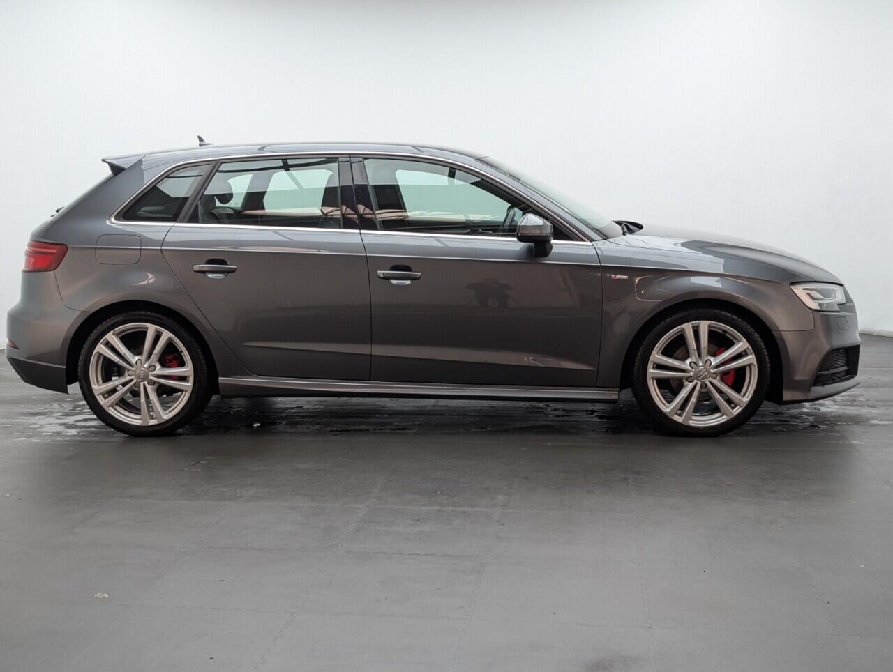 Used Audi A3 2017 for sale - 76780821: Photo 9