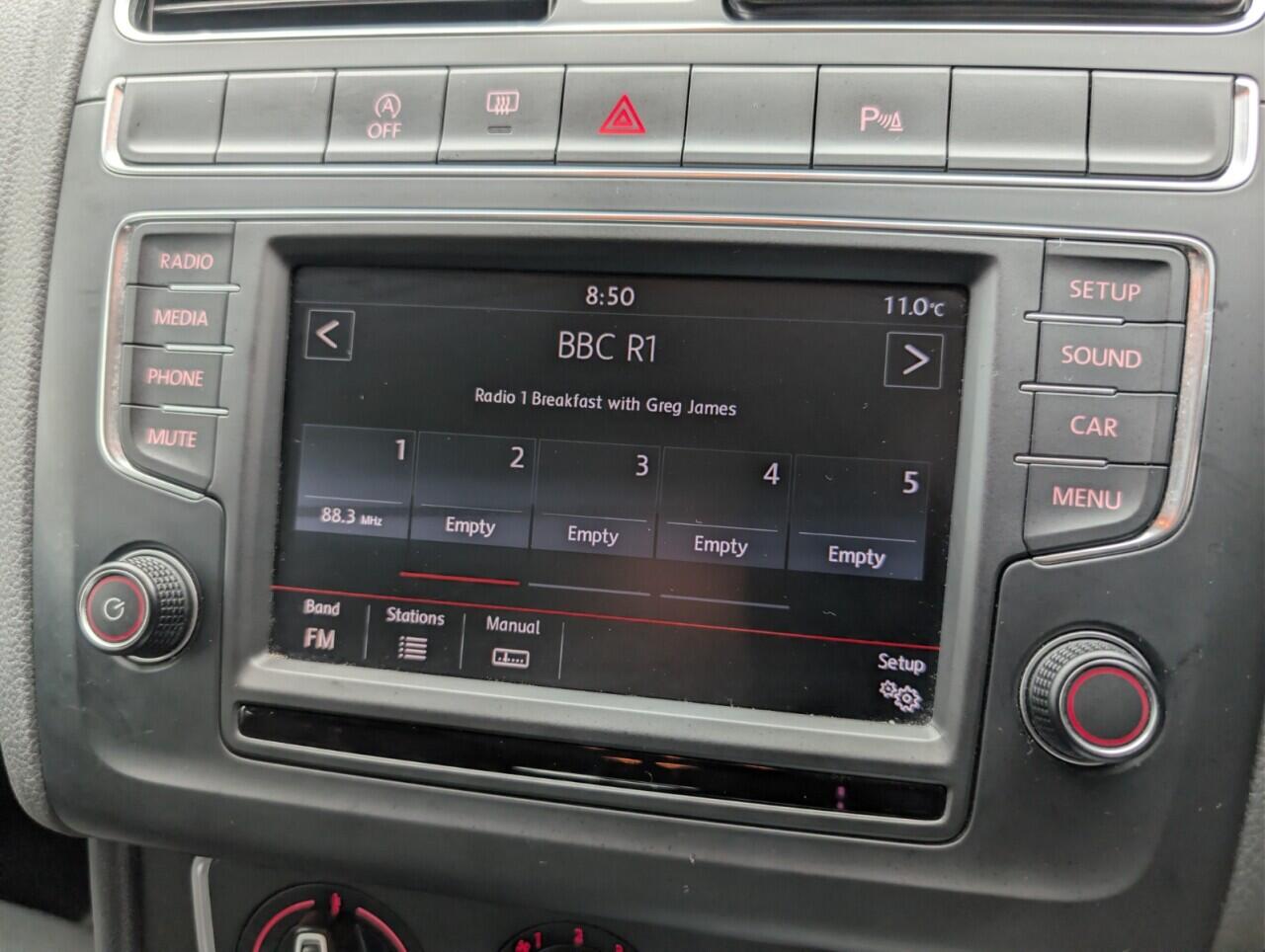 Used Volkswagen Polo 2015 for sale - 77130758: Photo 24