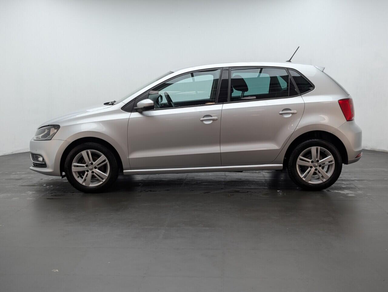 Used Volkswagen Polo 2017 for sale - 76423613: Photo 17