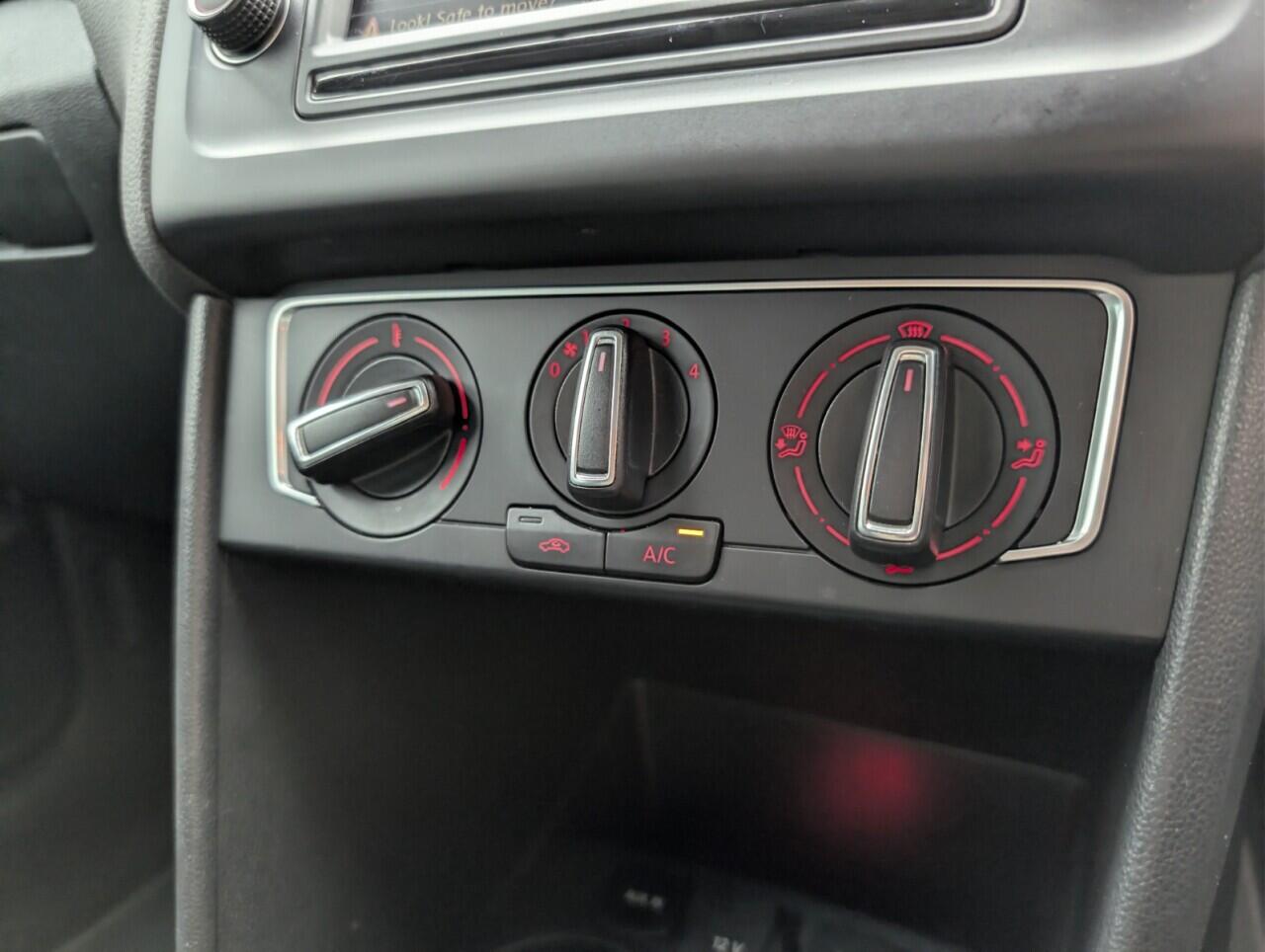 Used Volkswagen Polo 2017 for sale - 76423613: Photo 28