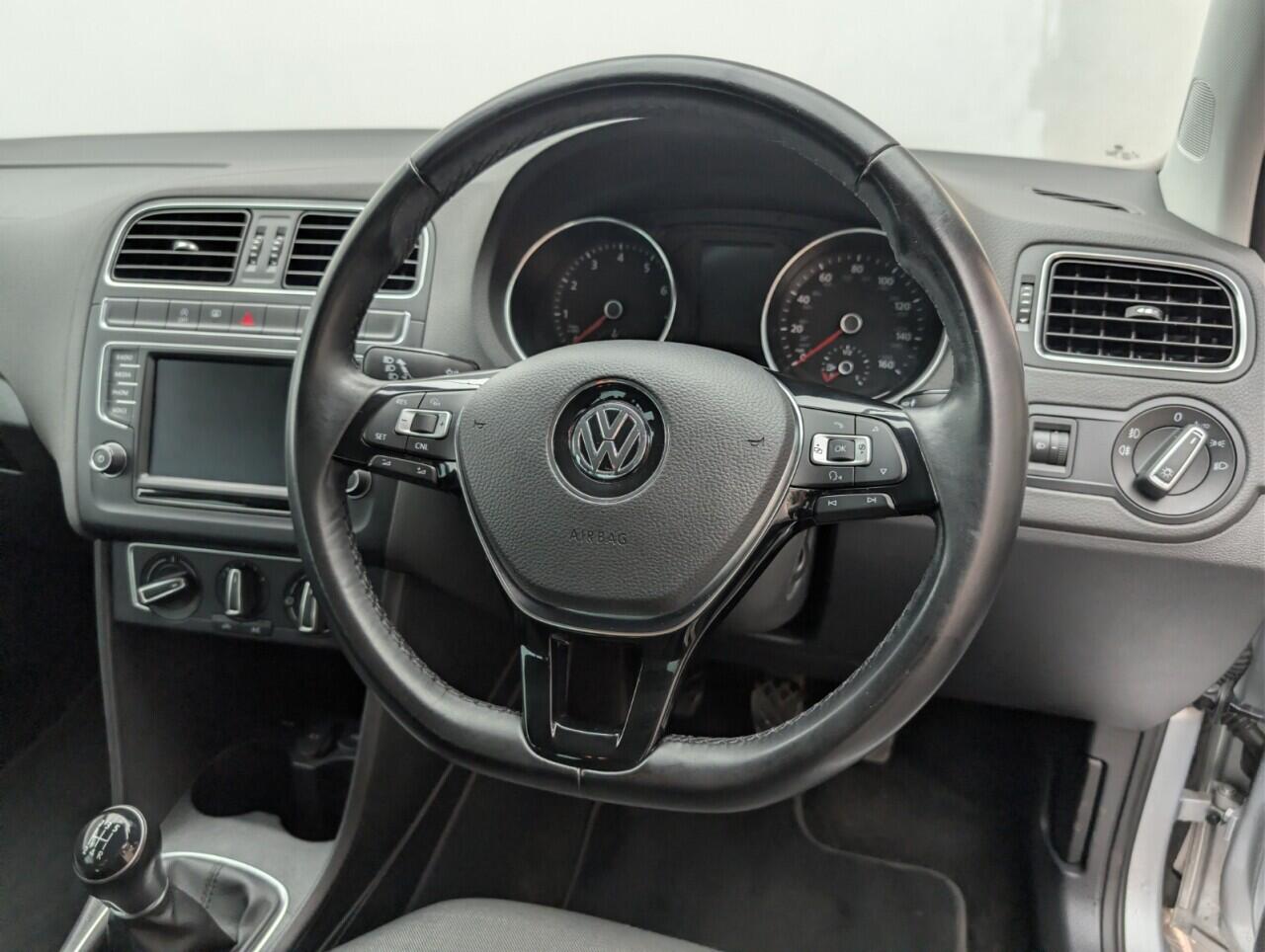 Used Volkswagen Polo 2017 for sale - 76423613: Photo 35