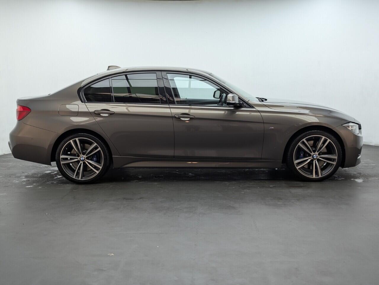 Used BMW 3 Series 2016 for sale - 76645106: Photo 9
