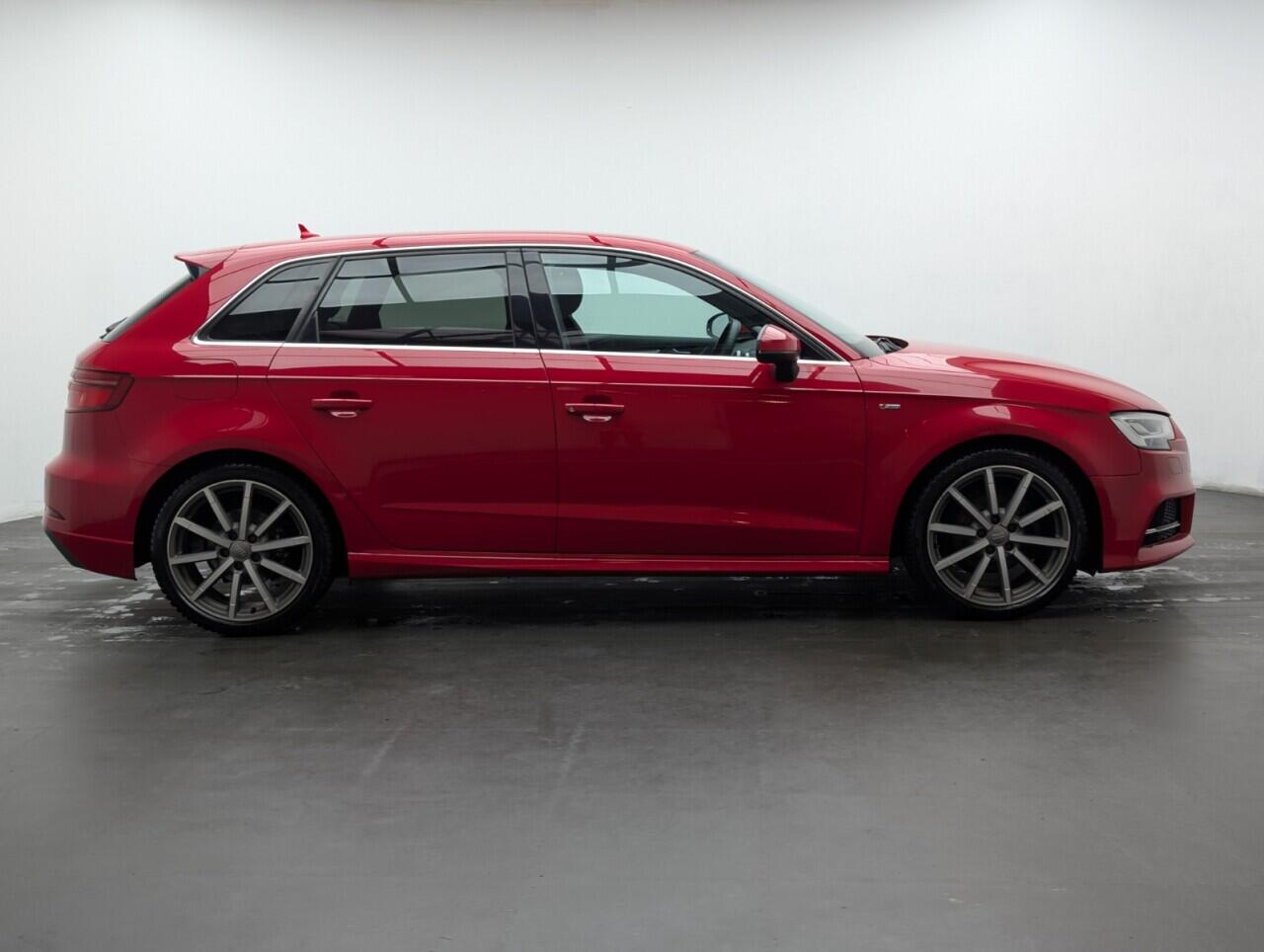 Used Audi A3 2016 for sale - 77549910: Photo 9