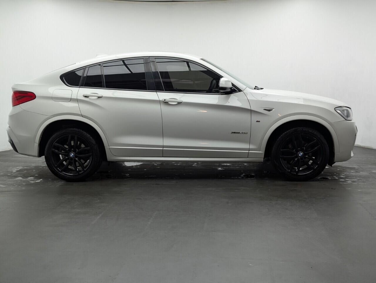 Used BMW X4 2015 for sale - 77671099: Photo 9