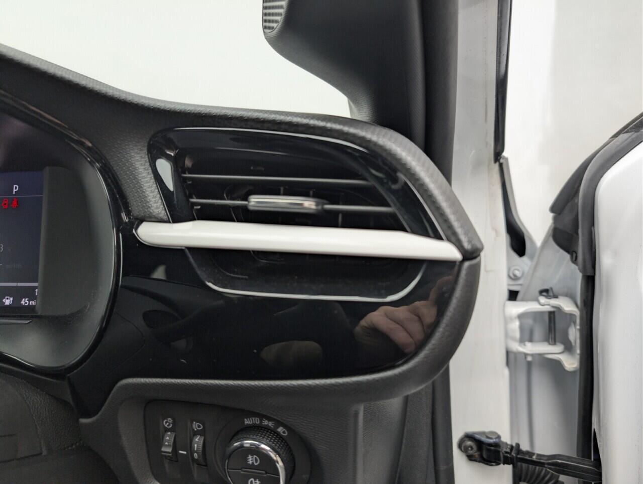 Used Vauxhall Corsa Electric 2024 for sale - 76801353: Photo 21