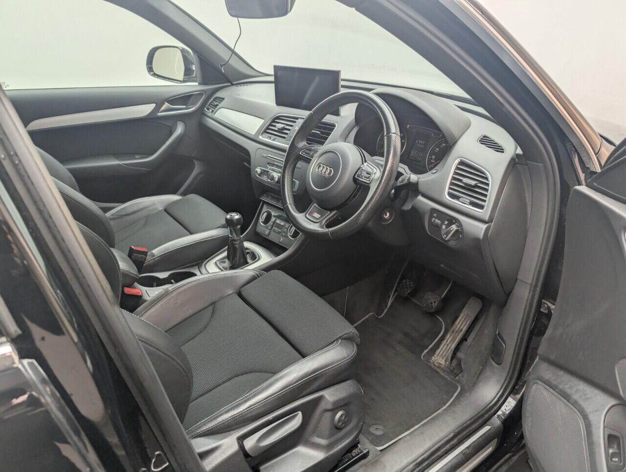 Used Audi Q3 2015 for sale - 76424842: Photo 11