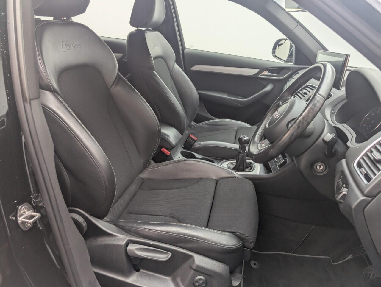 Used Audi Q3 2015 for sale - 76424842: Photo 12