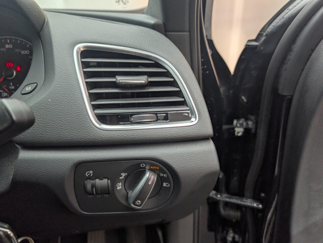 Used Audi Q3 2015 for sale - 76424842: Photo 19