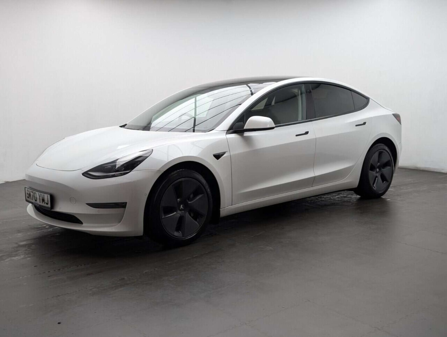 Used Tesla Model 3 2020 for sale - 77713555: Photo 4