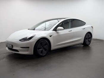 Used Tesla Model 3 2020 for sale - 77713555: Photo