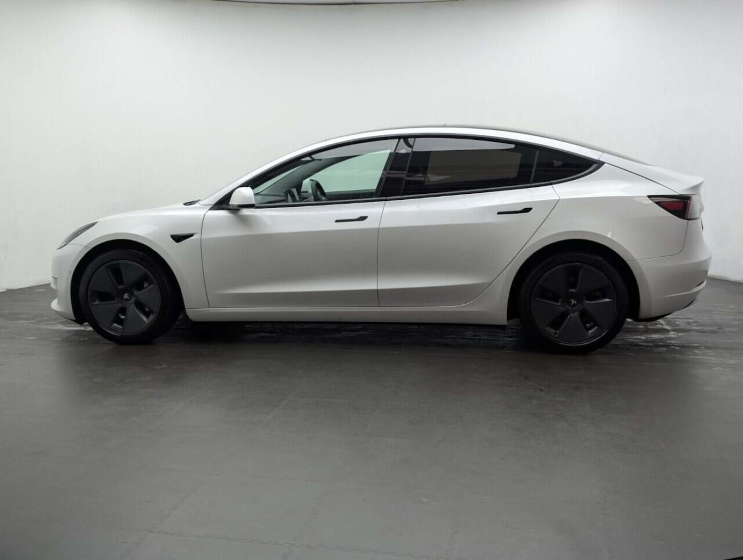 Used Tesla Model 3 2020 for sale - 77713555: Photo 5