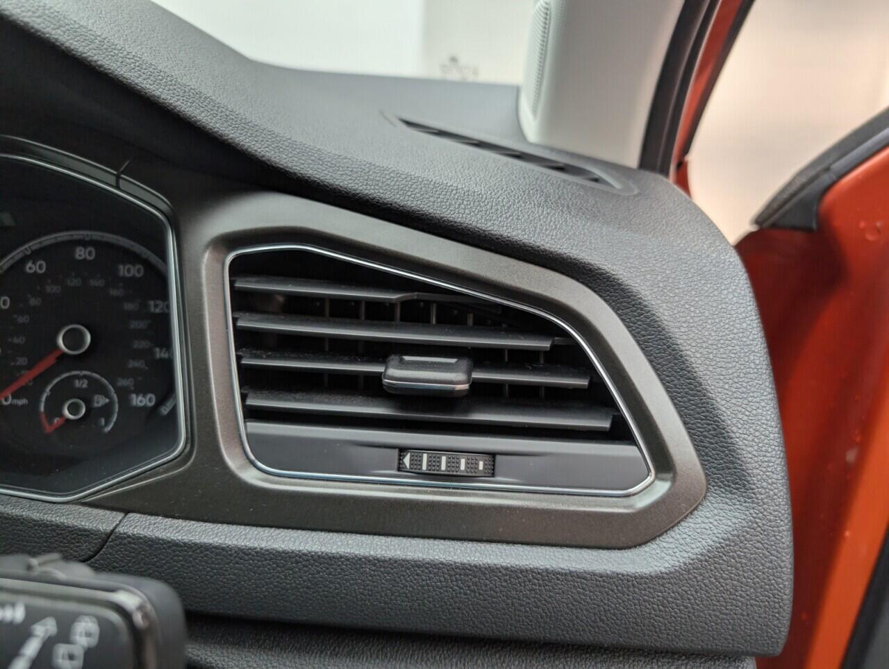 Used Volkswagen T-Roc 2019 for sale - 76423233: Photo 21