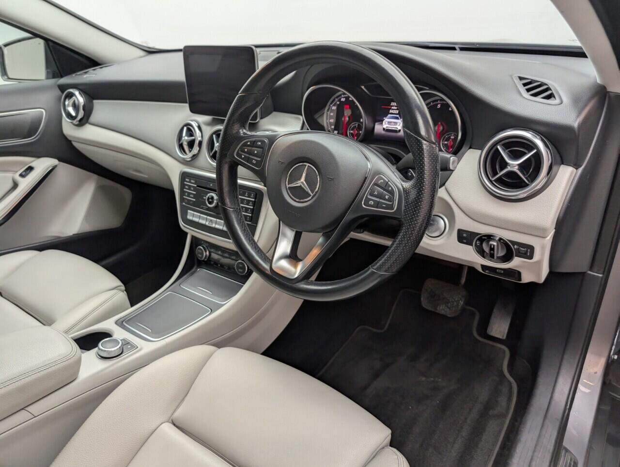 Used Mercedes-Benz GLA 2018 for sale - 77156403: Photo 11