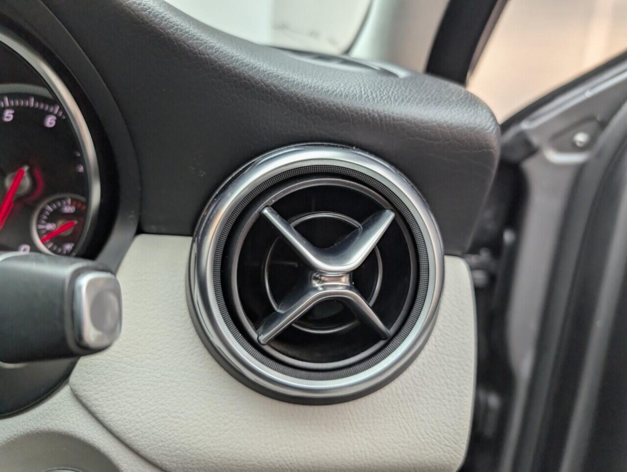 Used Mercedes-Benz GLA 2018 for sale - 77156403: Photo 20