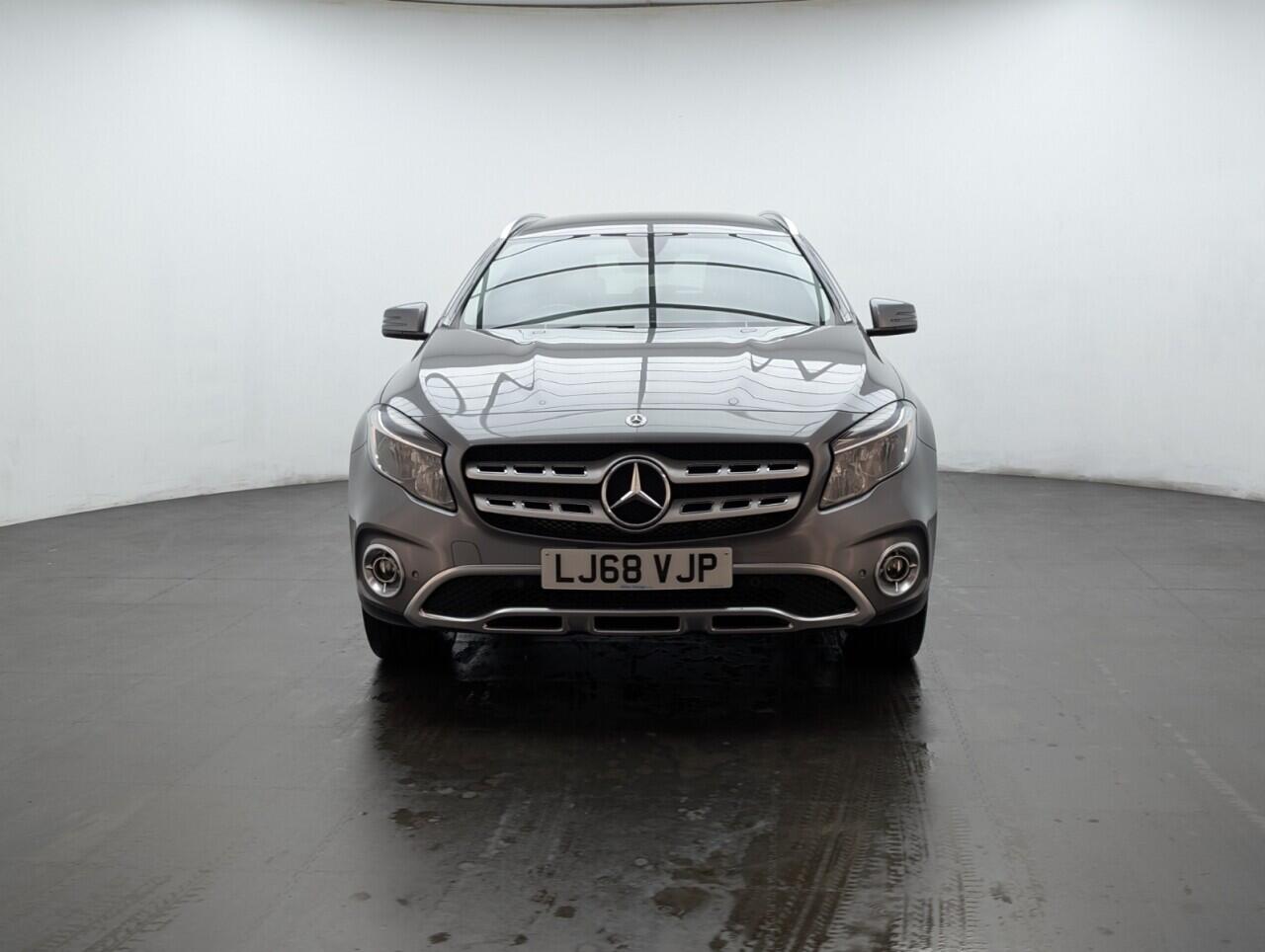 Used Mercedes-Benz GLA 2018 for sale - 77156403: Photo 3