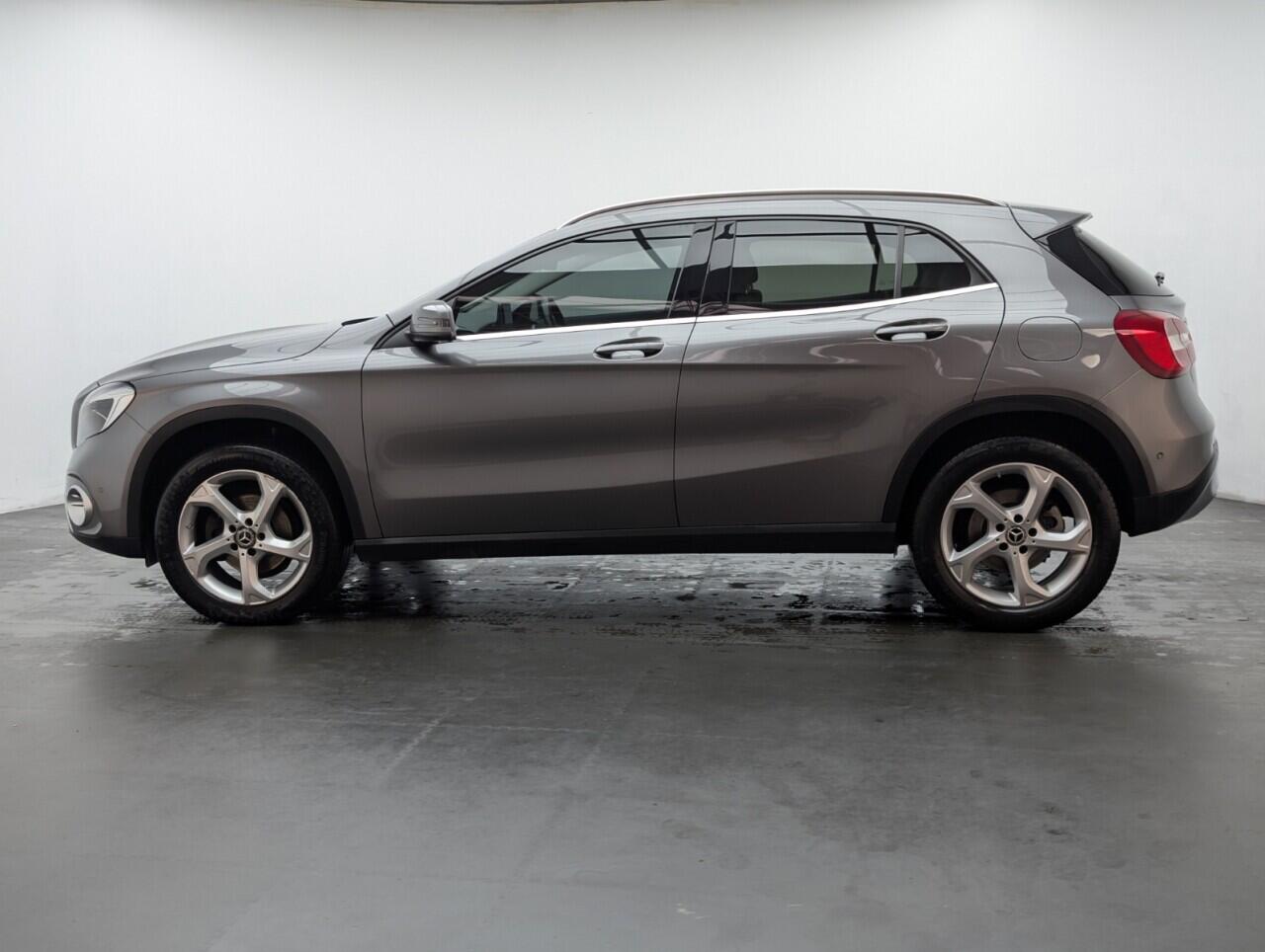 Used Mercedes-Benz GLA 2018 for sale - 77156403: Photo 5