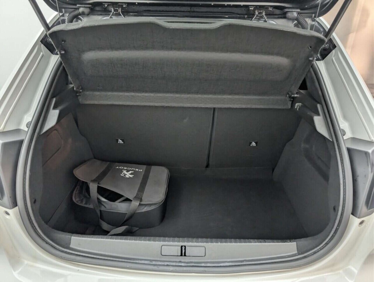 Used Peugeot 208 2021 for sale - 77713723: Photo 24