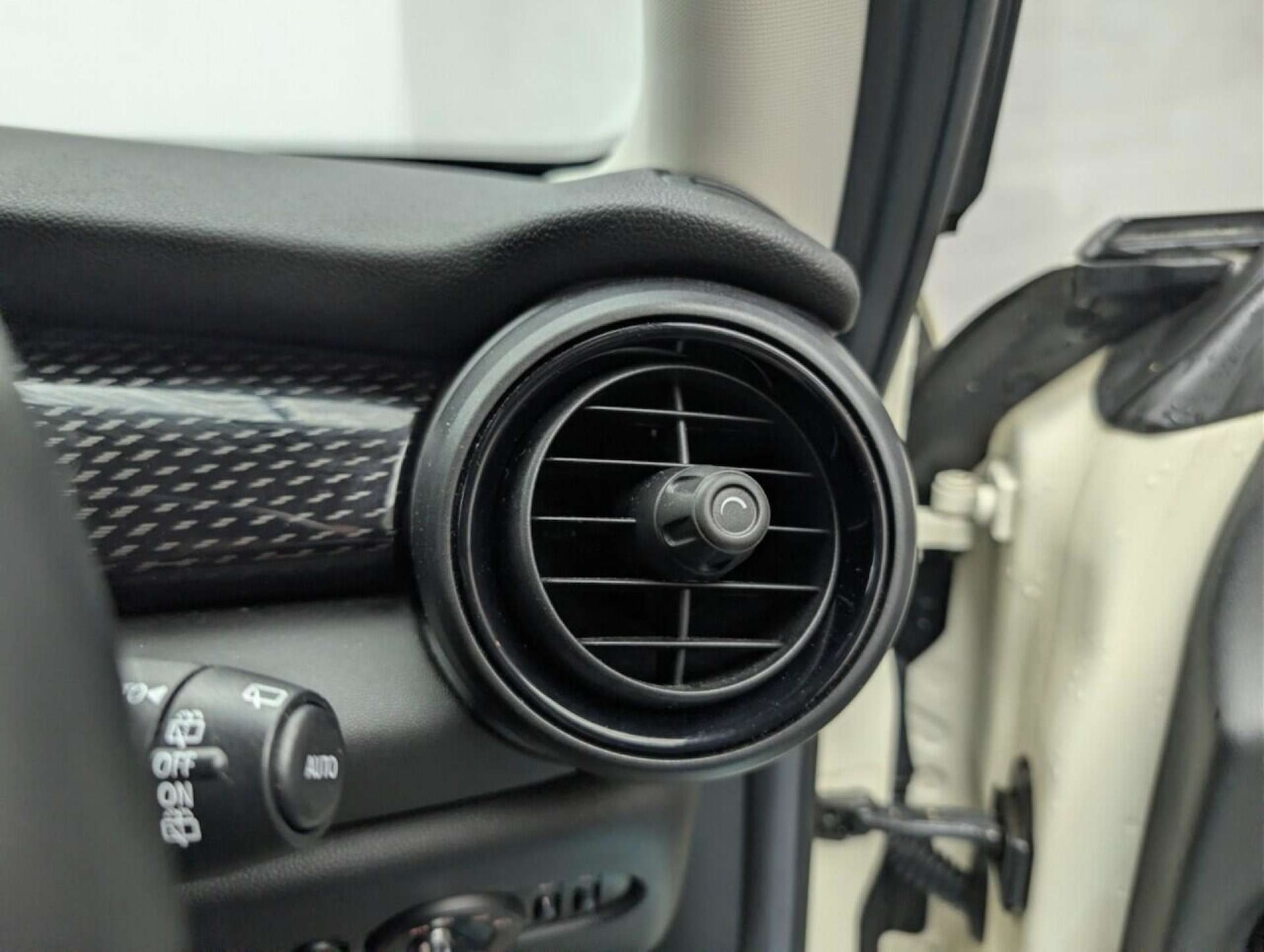 Used MINI Hatch 2018 for sale - 78064654: Photo 21