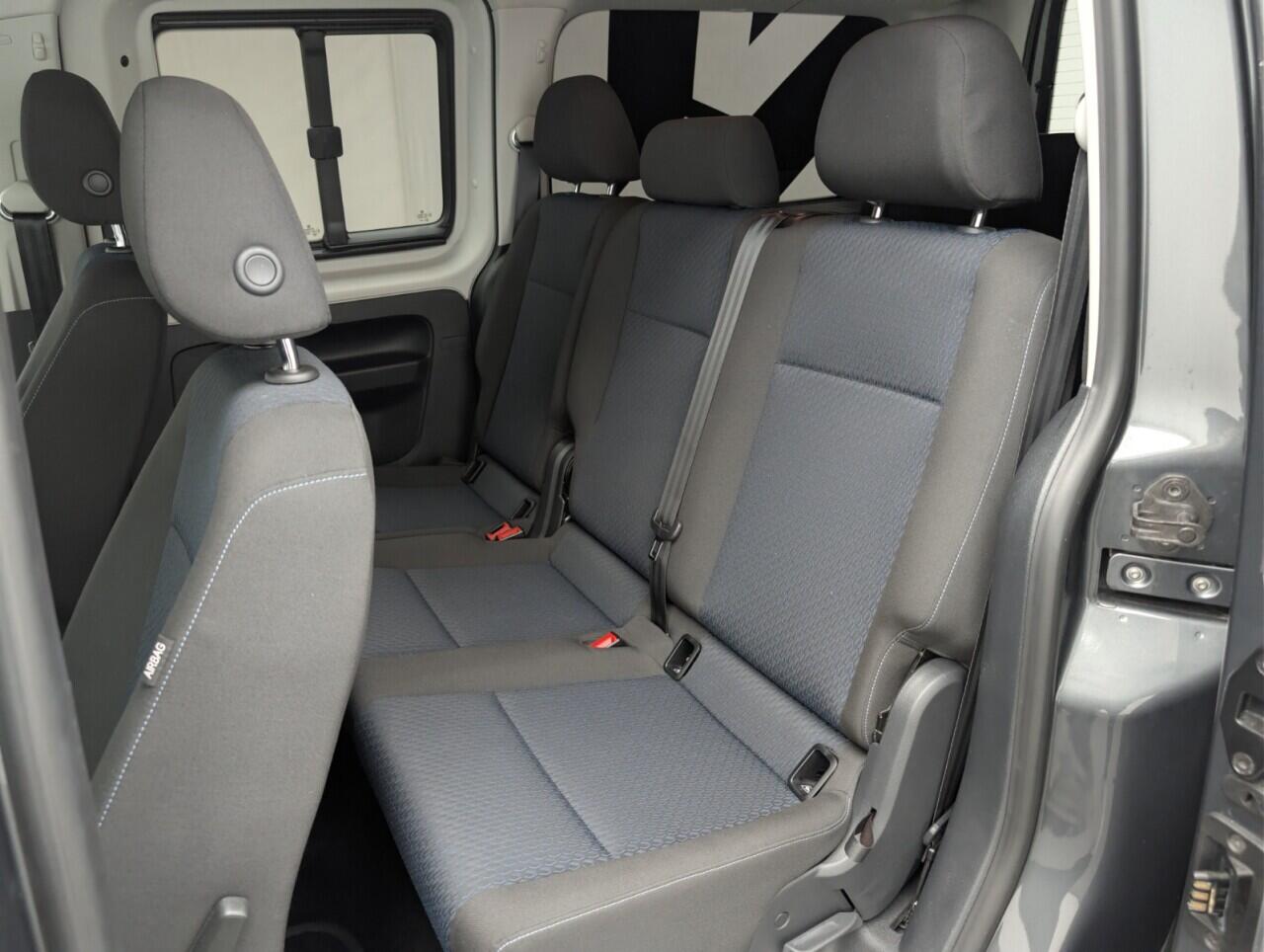 Used Volkswagen Caddy Maxi Life 2019 for sale - 77683899: Photo 25