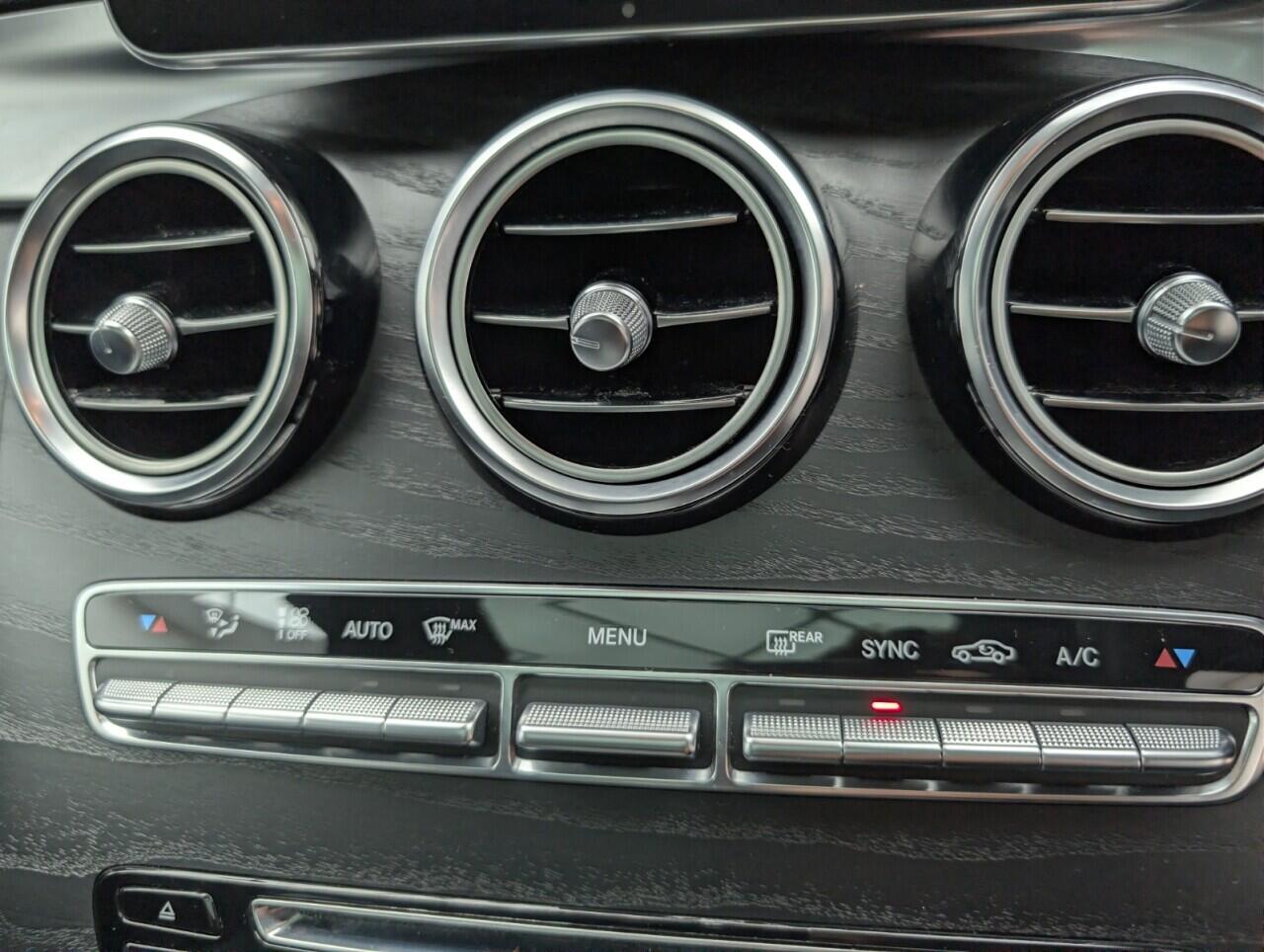 Used Mercedes-Benz GLC 2017 for sale - 76457893: Photo 16