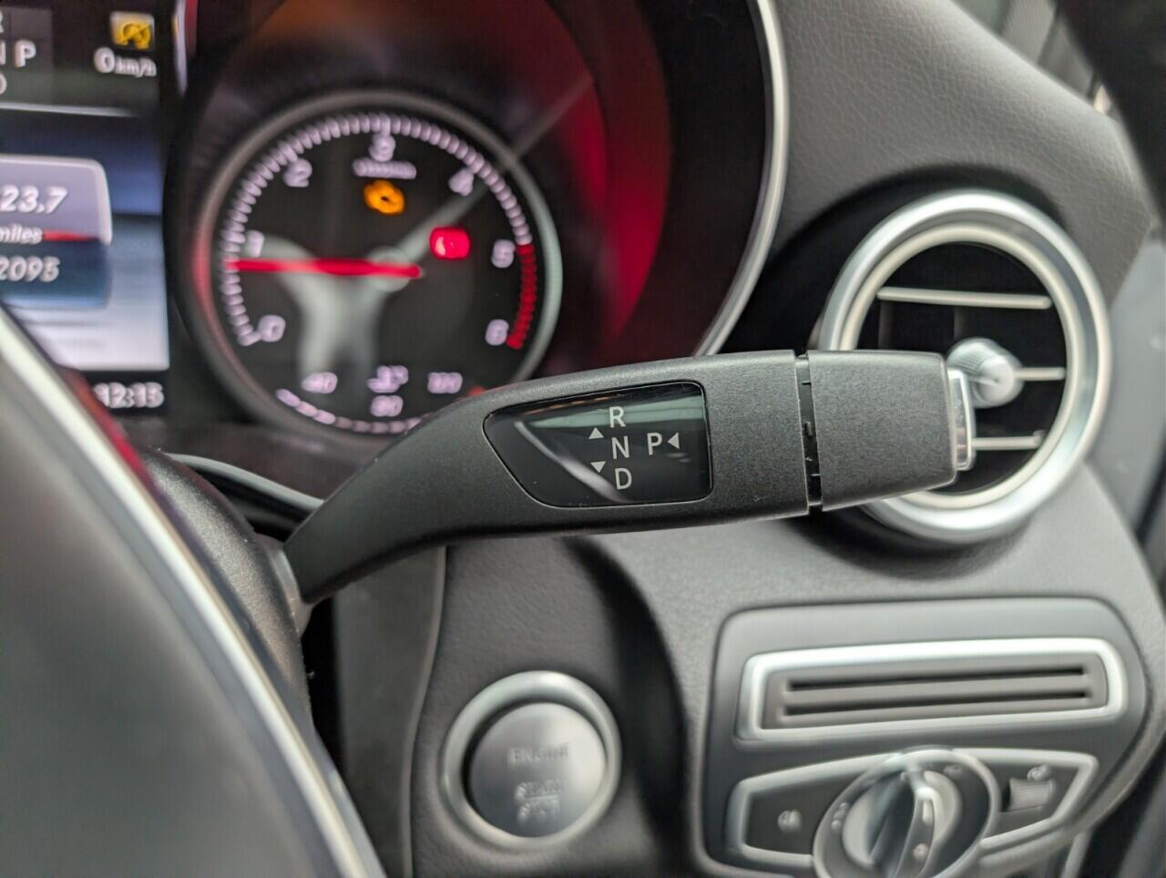 Used Mercedes-Benz GLC 2017 for sale - 76457893: Photo 17