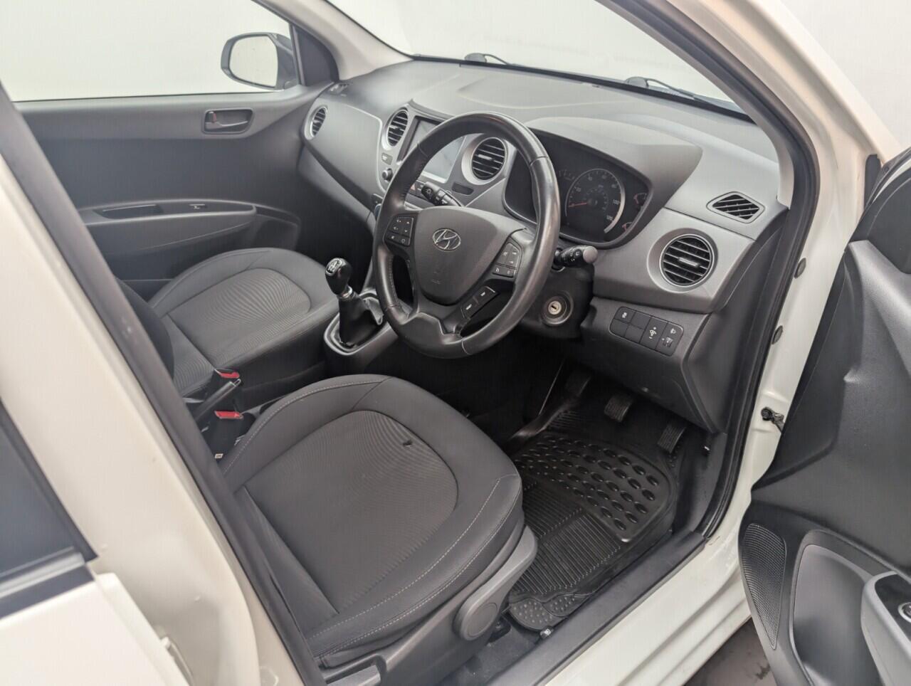 Used Hyundai i10 2019 for sale - 76425064: Photo 11