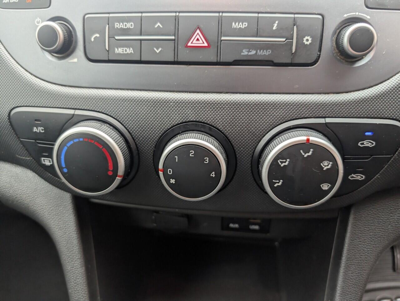 Used Hyundai i10 2019 for sale - 76425064: Photo 15