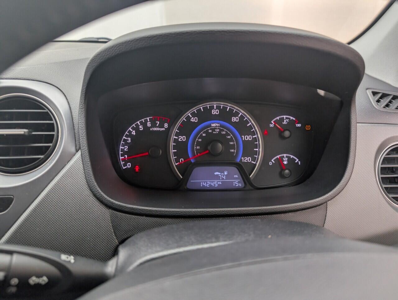 Used Hyundai i10 2019 for sale - 76425064: Photo 17