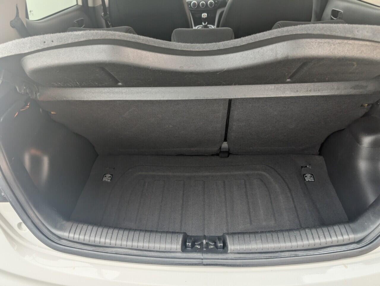 Used Hyundai i10 2019 for sale - 76425064: Photo 24