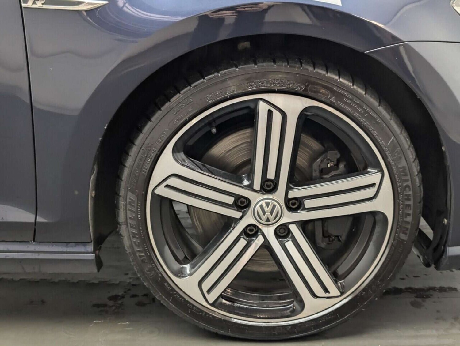 Used Volkswagen Golf 2016 for sale - 77714059: Photo 10