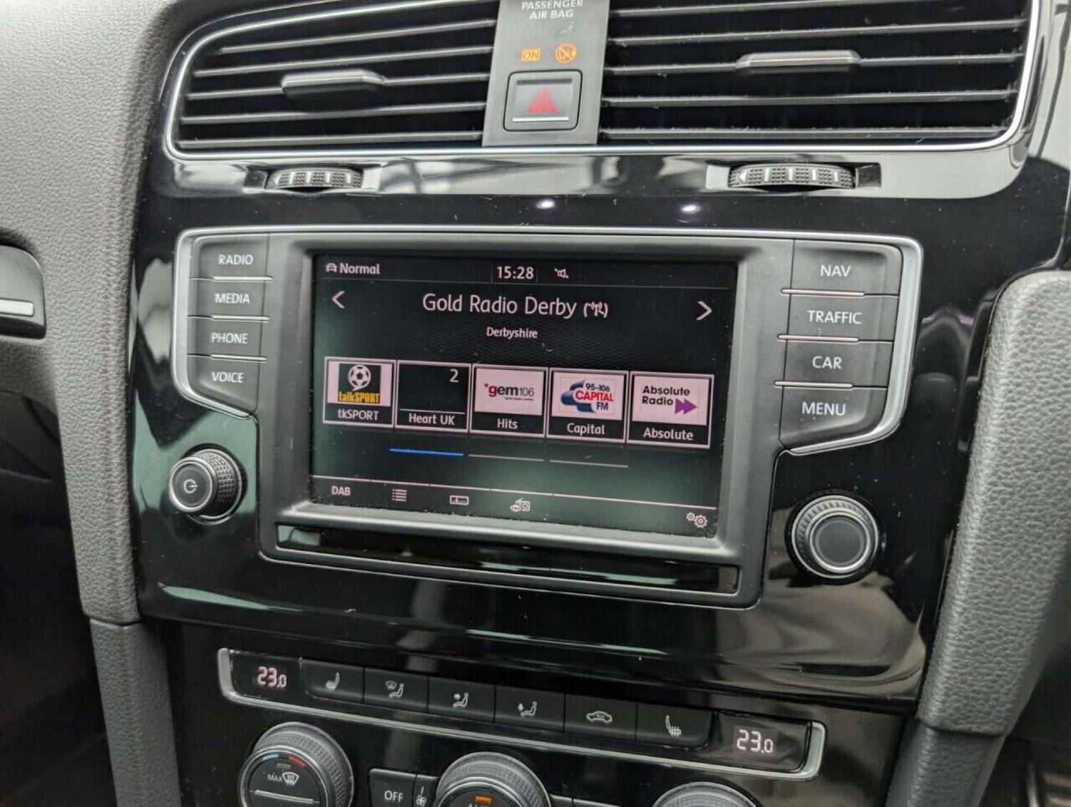 Used Volkswagen Golf 2016 for sale - 77714059: Photo 13