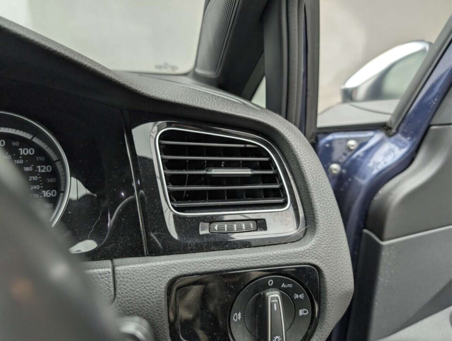 Used Volkswagen Golf 2016 for sale - 77714059: Photo 18